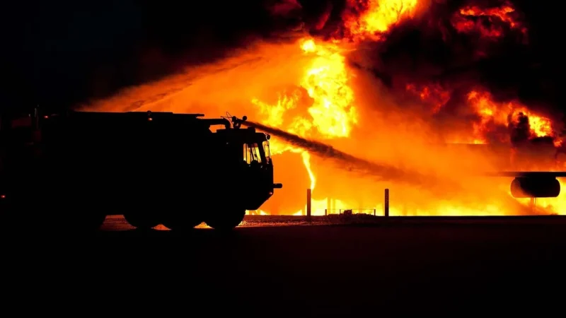 Bezpieczny transport dzięki nowoczesnej gaśnicy CO2 AS-20x B/E