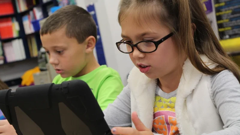 Jak zmienia się edukacja dzięki technologii
